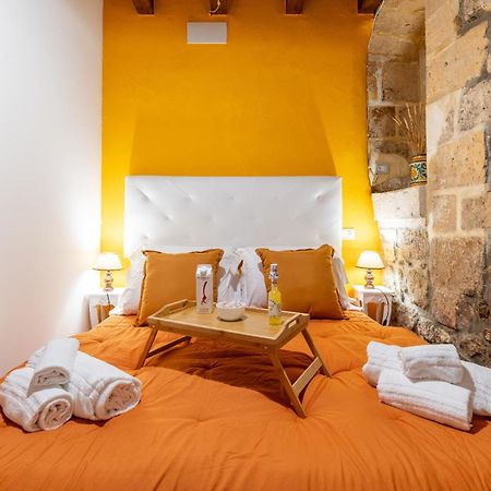 Elsa D'Ortigia - I Tre Archi Hotel Сиракуза Екстериор снимка