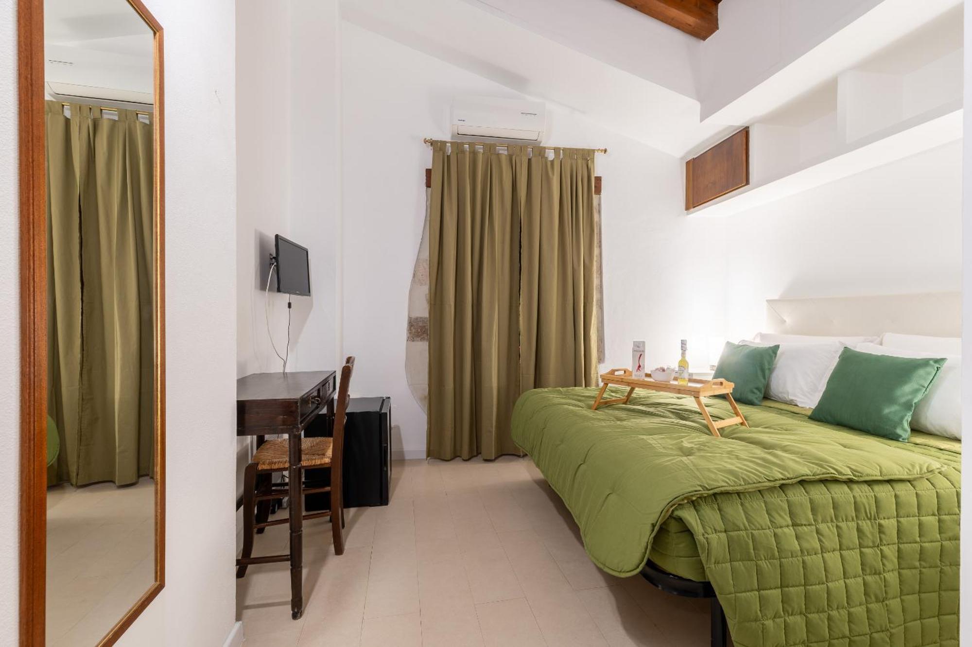 Elsa D'Ortigia - I Tre Archi Hotel Сиракуза Екстериор снимка