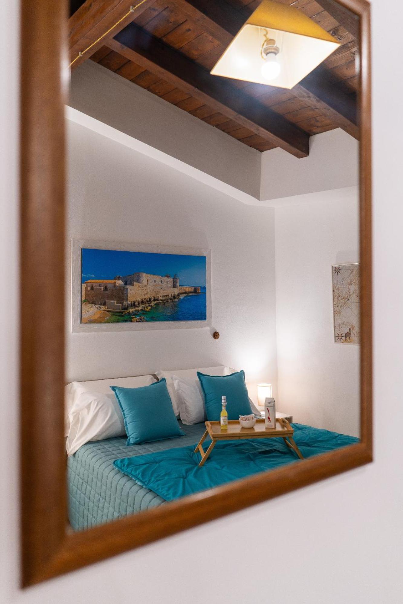 Elsa D'Ortigia - I Tre Archi Hotel Сиракуза Екстериор снимка